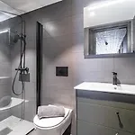 Out In Luxus Appartement