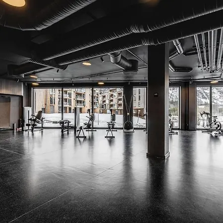 Out In Luxus アパート