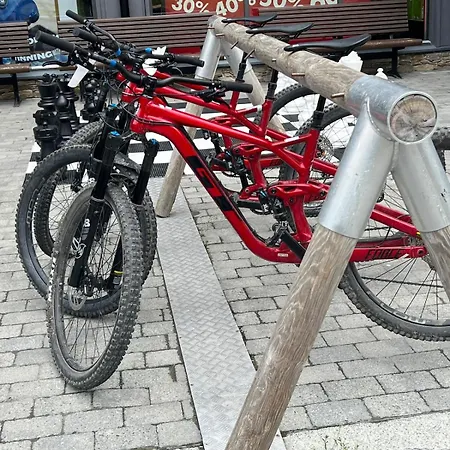 Out In Luxus * ヘムセダール